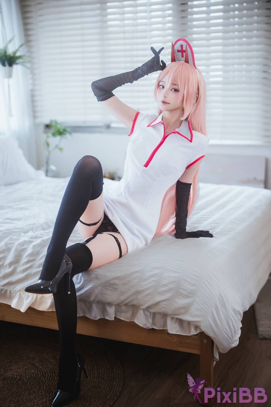 Cosplayer Irisuare Airi chain saw man Pava PixiBB.COM 007