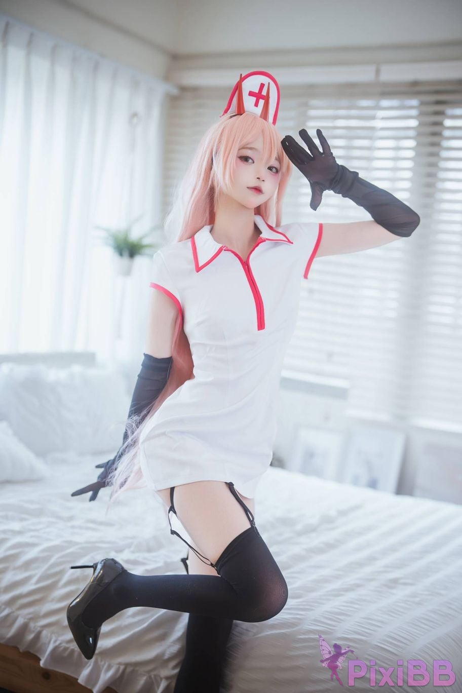Cosplayer Irisuare Airi chain saw man Pava PixiBB.COM 010