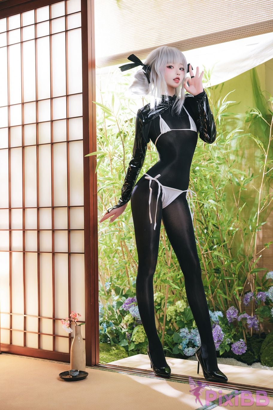Cosplayer Irisuare Airi Nikke White Rabbit PixiBB.COM 004