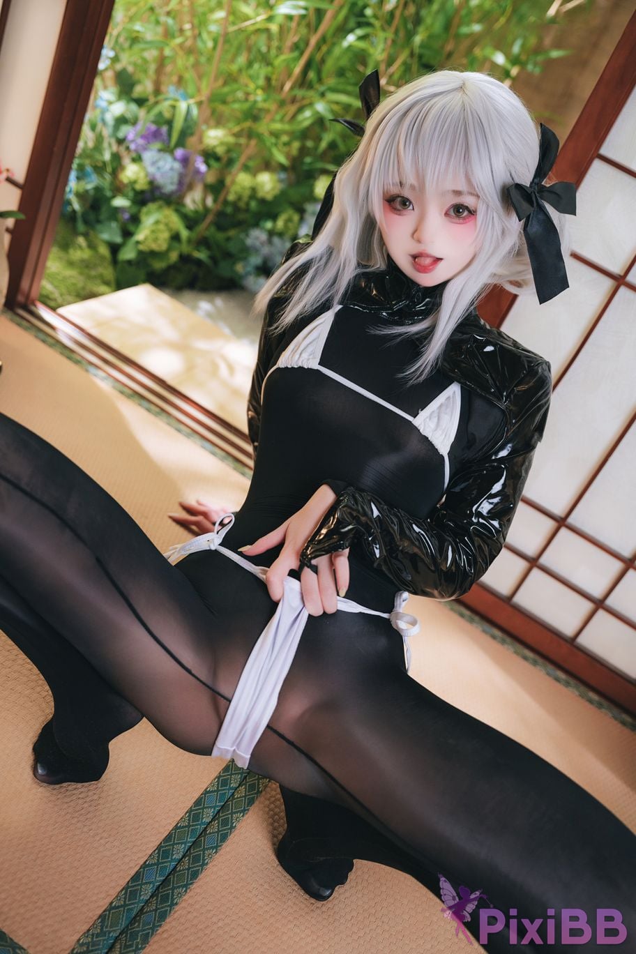 Cosplayer Irisuare Airi Nikke White Rabbit PixiBB.COM 013