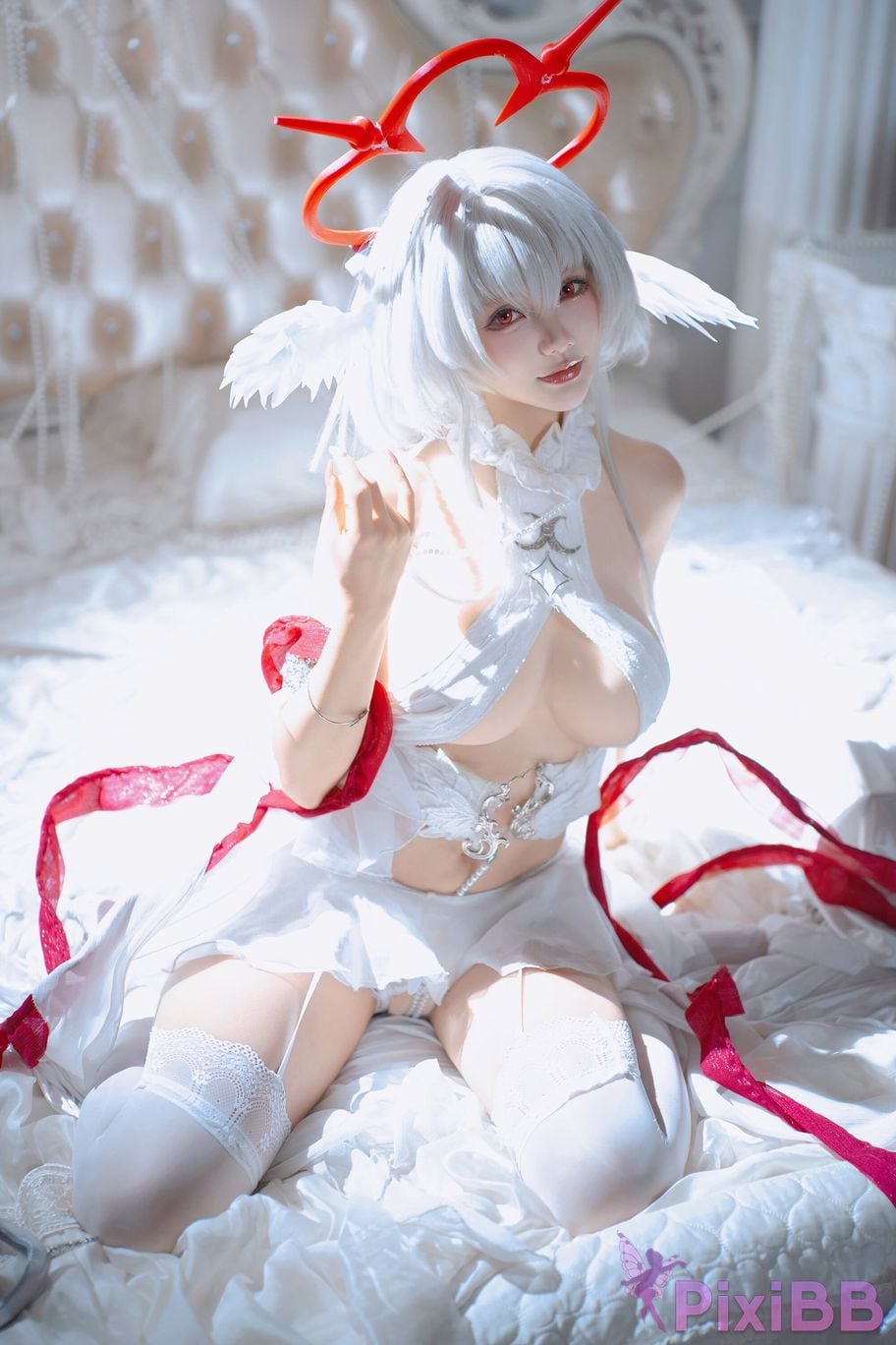 Cosplayer Is it a little bear azur lane Pearl Fallen Angel in the Magic Castle PixiBB.COM 004