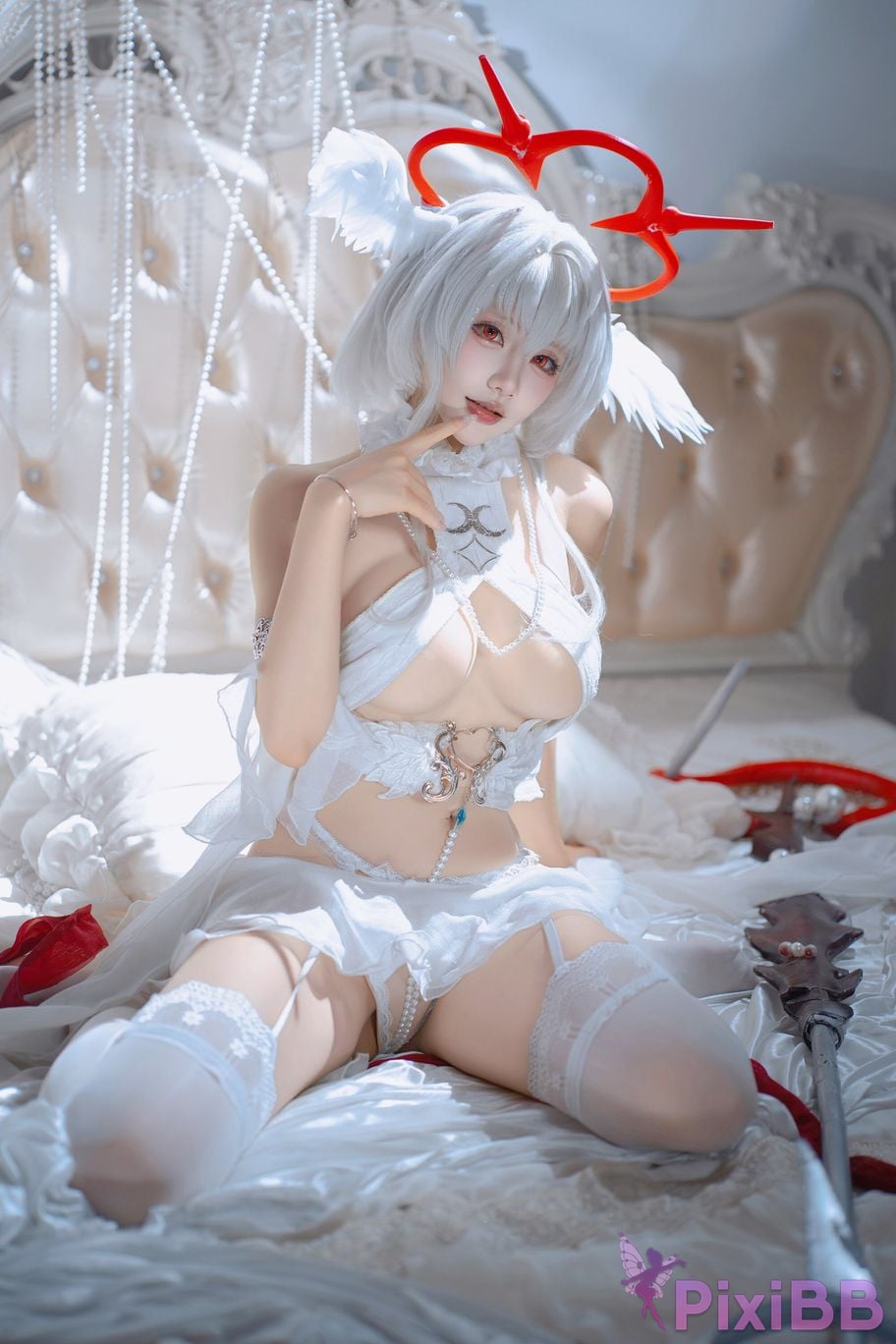 Cosplayer Is it a little bear azur lane Pearl Fallen Angel in the Magic Castle PixiBB.COM 010