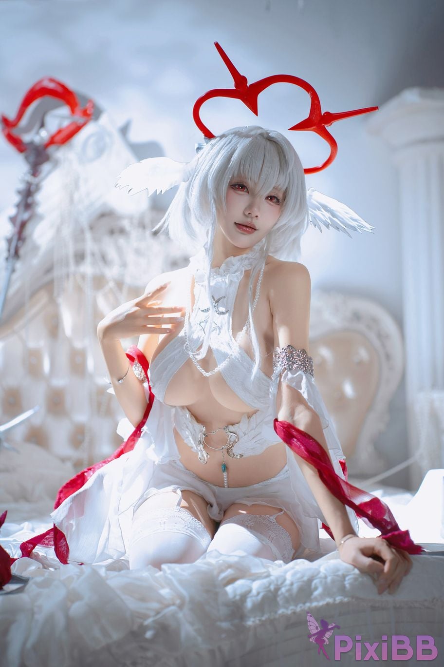 Cosplayer Is it a little bear azur lane Pearl Fallen Angel in the Magic Castle PixiBB.COM 035