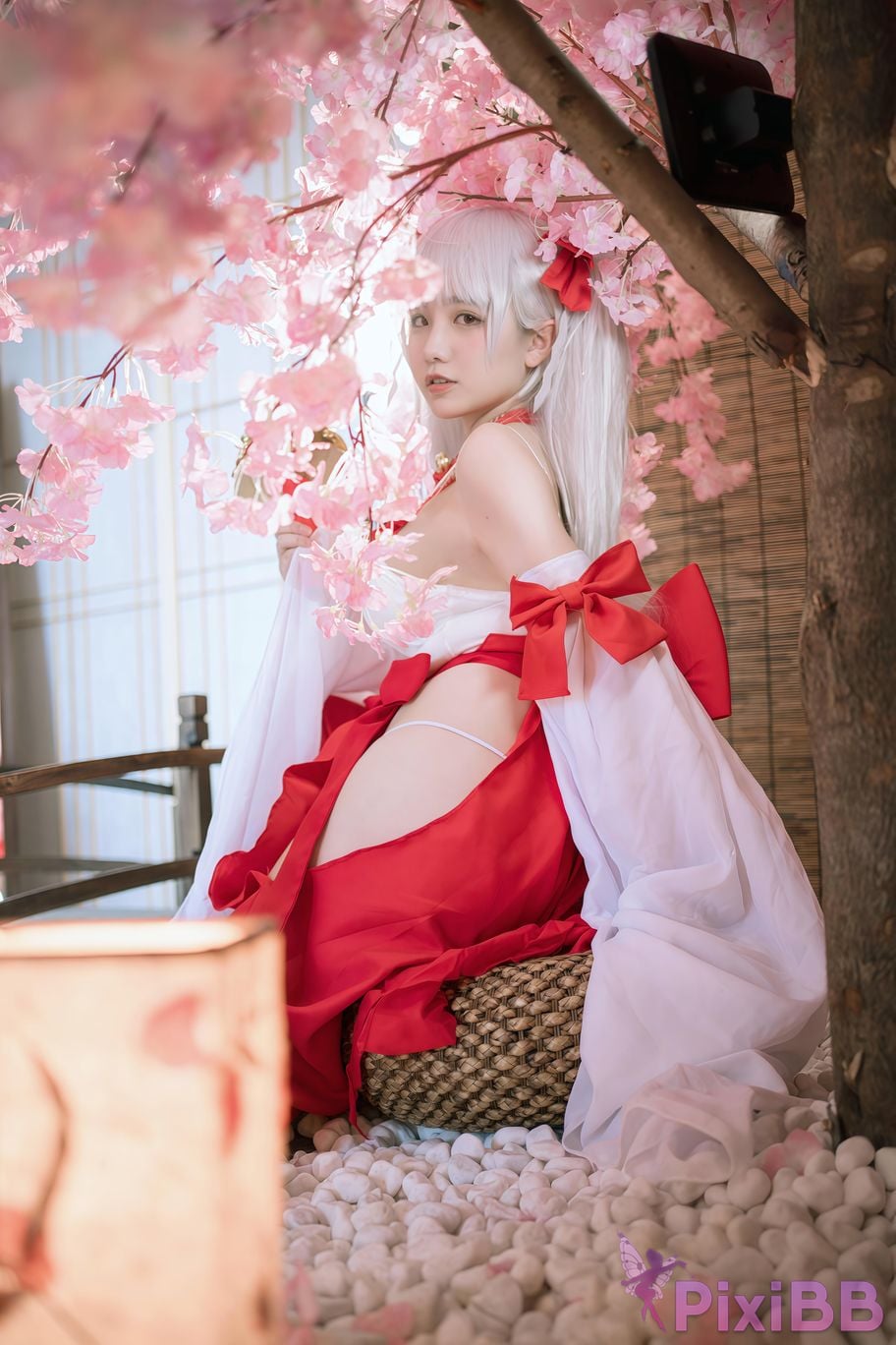Cosplayer Ah Ban is very happy today Awesome witch PixiBB.COM 012