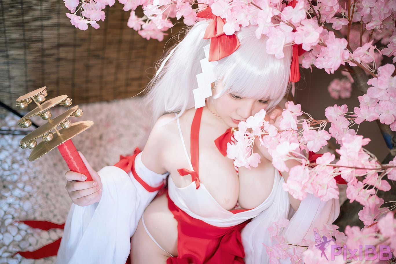 Cosplayer Ah Ban is very happy today Awesome witch PixiBB.COM 031