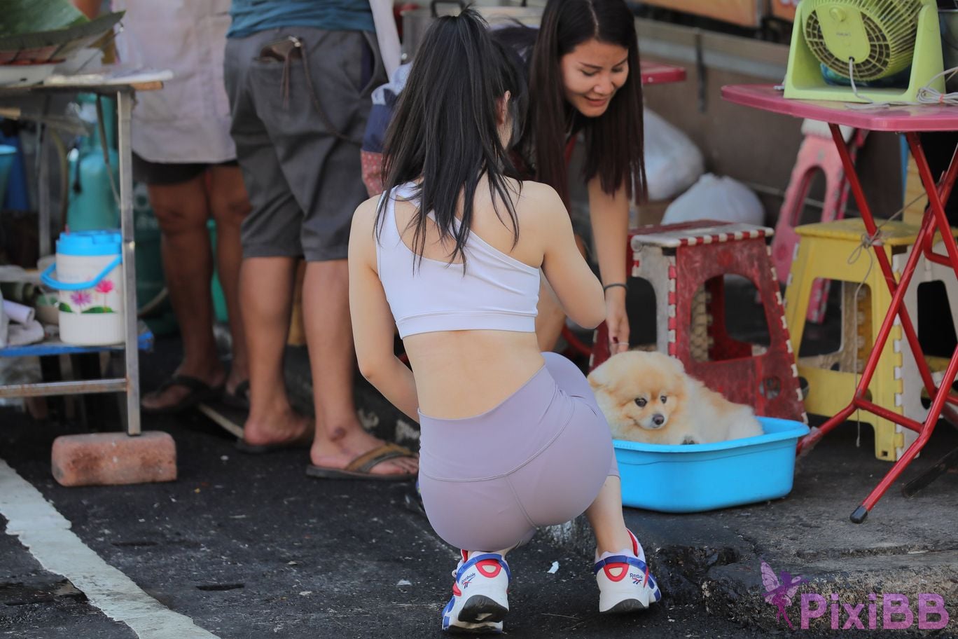 Featured Street Photography Works No.5612 Beautiful girl in gray yoga pants PixiBB.COM 131