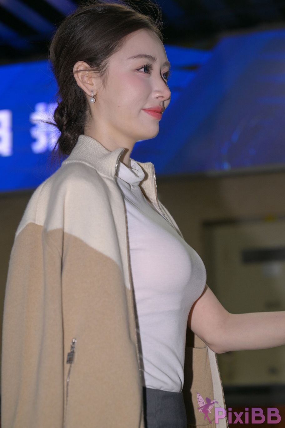 Featured Street Photography Works No.5617 Capable OL Min PixiBB.COM 053
