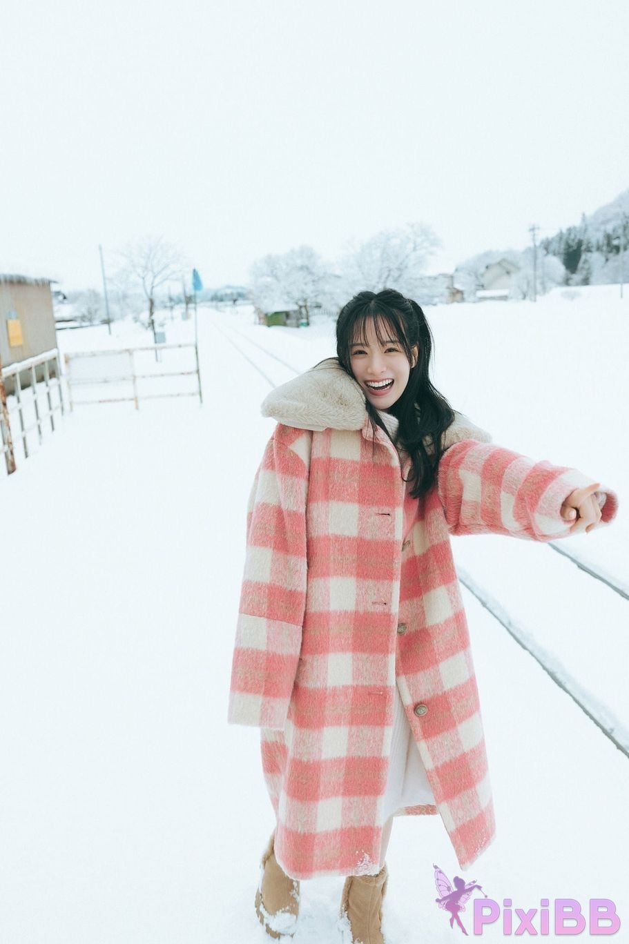 Japanese Idol Kurea Hazuki Expanded version Complete 50P Yanmaga Other YM2025 Year 14 Issue unreleased cut digital photo book PixiBB.COM 009