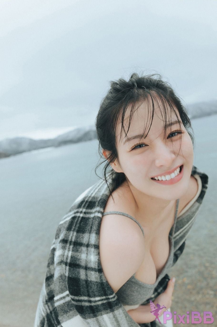 Japanese Idol Kurea Hazuki Expanded version Complete 50P Yanmaga Other YM2025 Year 14 Issue unreleased cut digital photo book PixiBB.COM 017