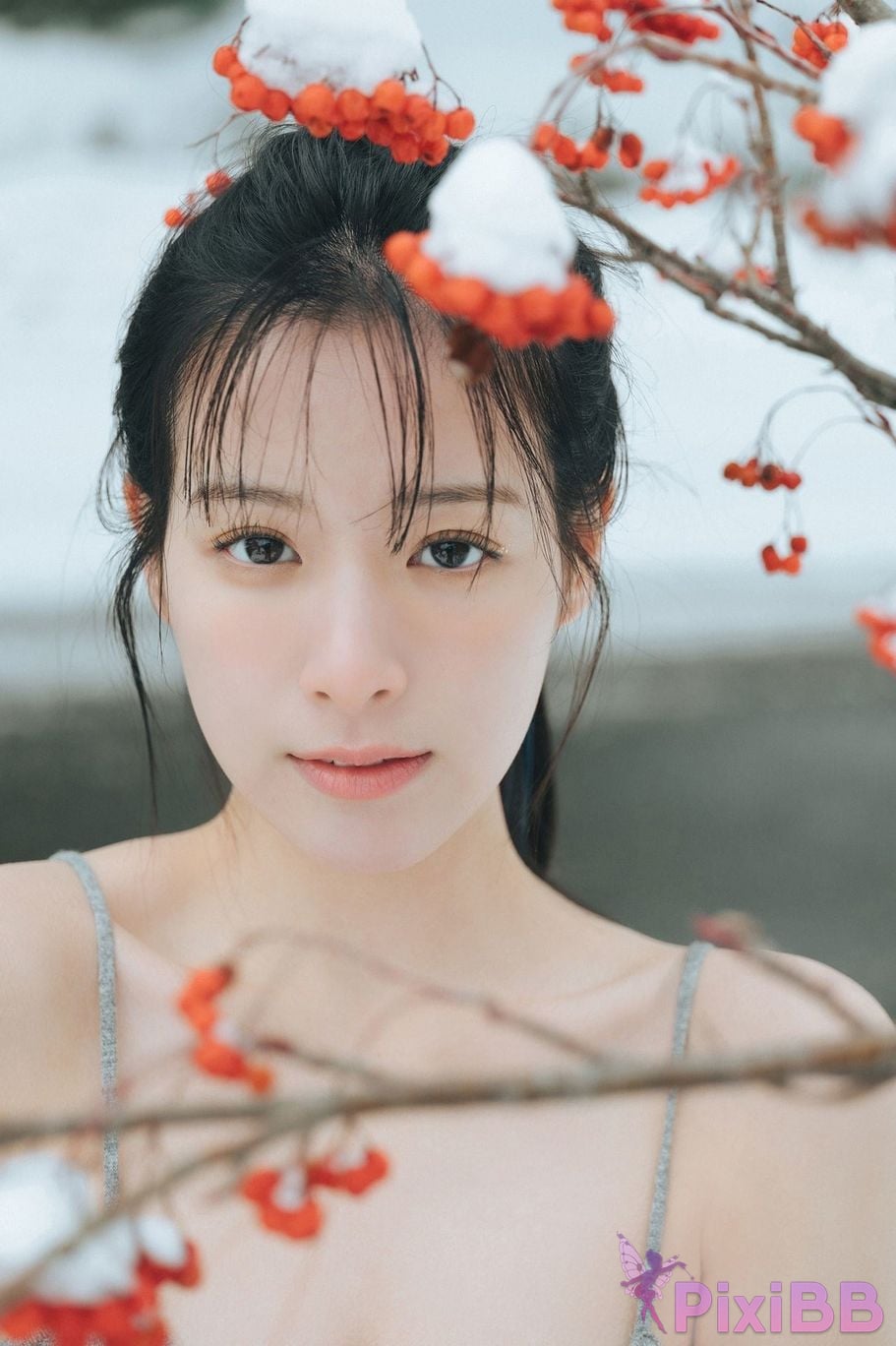 Japanese Idol Kurea Hazuki Expanded version Complete 50P Yanmaga Other YM2025 Year 14 Issue unreleased cut digital photo book PixiBB.COM 019