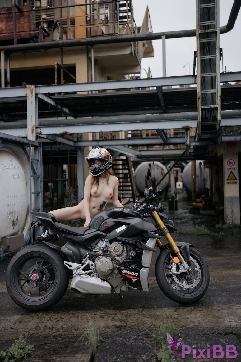 OtherXXX Ancheng1121 Top white tiger loli selfie Writing and shooting benefits Pure version of private photos PixiBB.COM 061