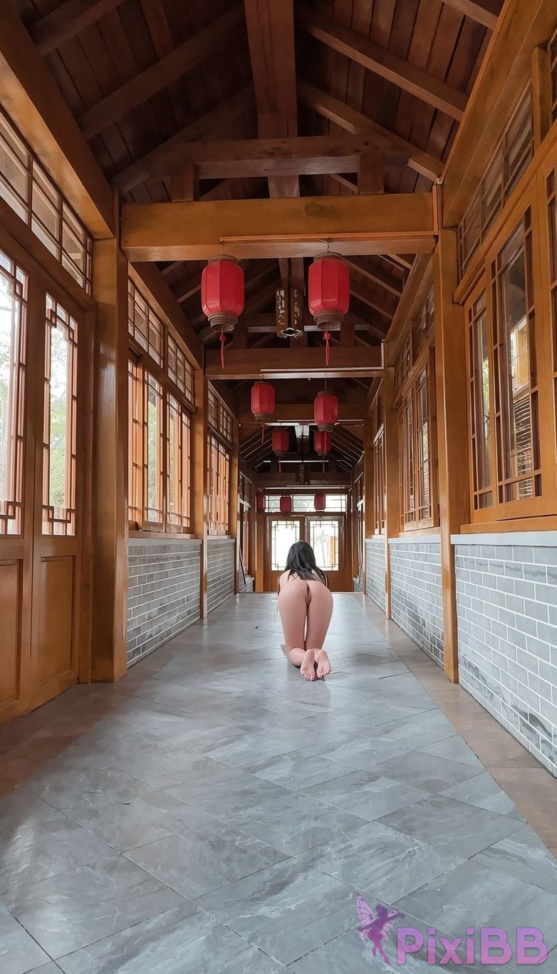 OtherXXX Ancheng1121 Top white tiger loli selfie Writing and shooting benefits Pure version of private photos PixiBB.COM 076