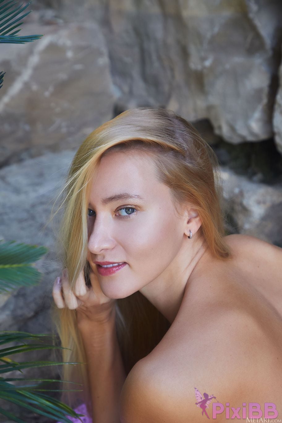 MetArt Ivi Rein Golden Charm Part01 0044 PixiBB.COM 3384252207