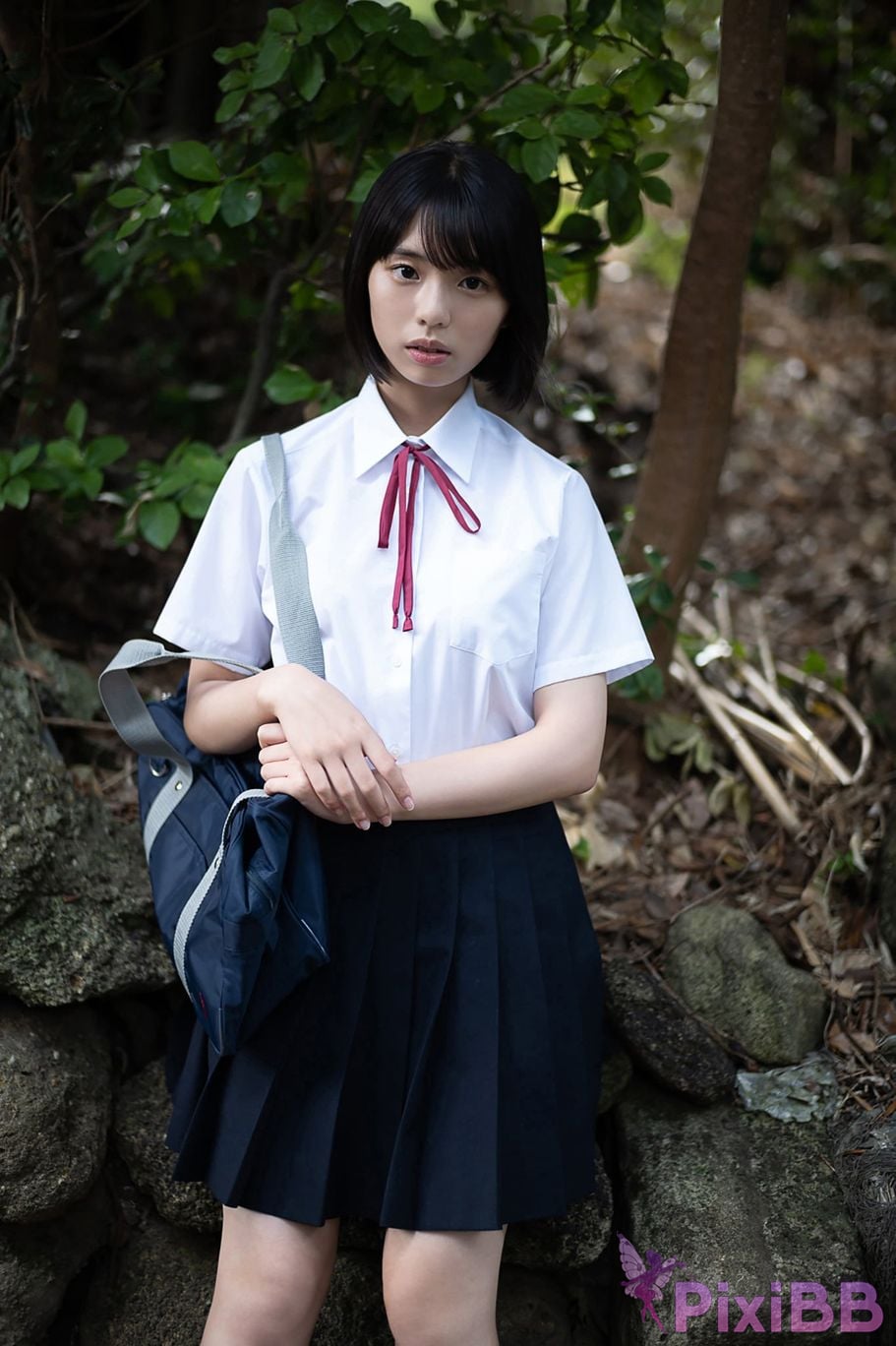 Japanese Idol Kikuchi Hina Himena Y o u n g M a z i e O t h r Young Magazine Digital Photo Collection PixiBB.COM 002