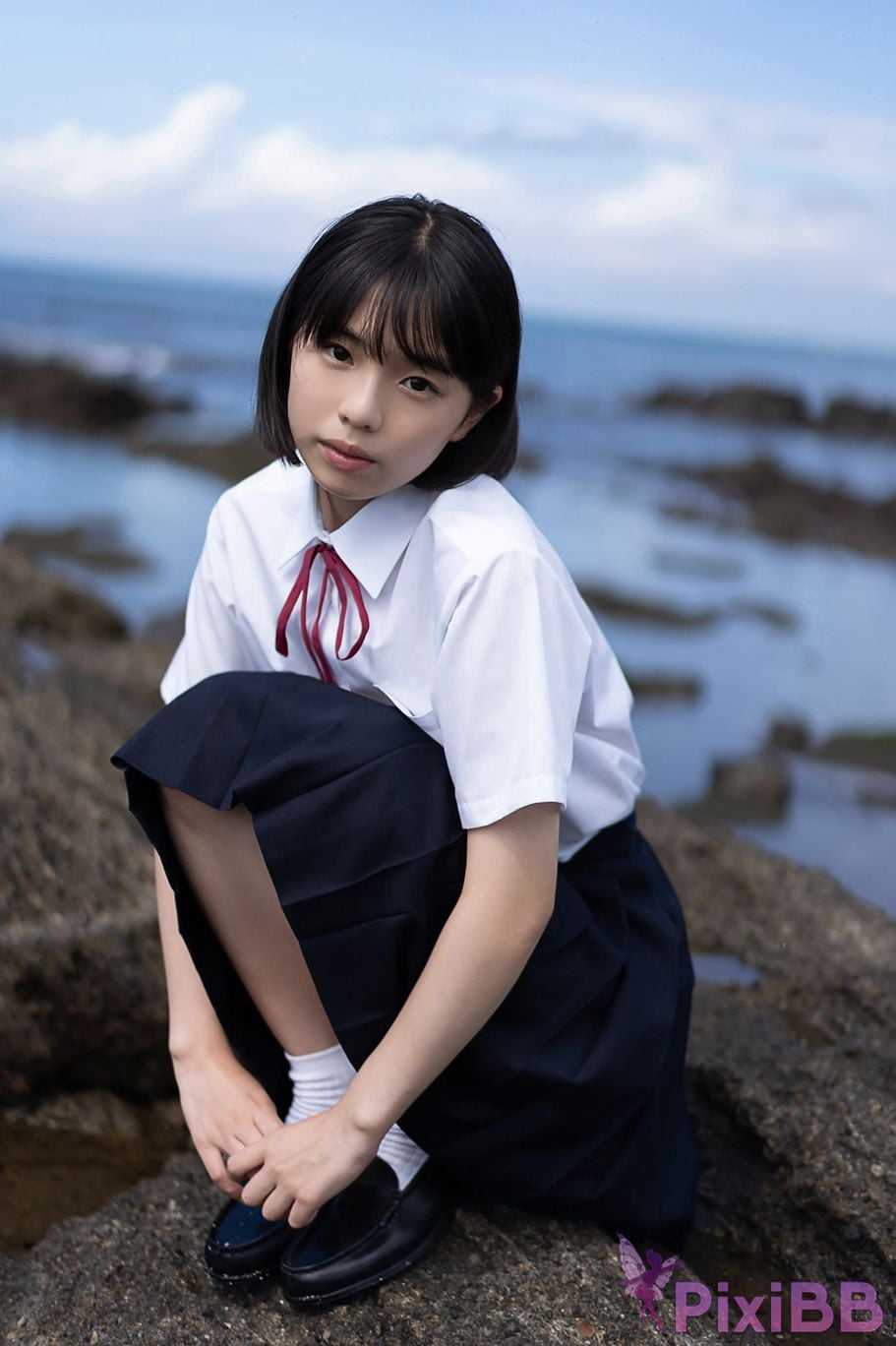 Japanese Idol Kikuchi Hina Himena Y o u n g M a z i e O t h r Young Magazine Digital Photo Collection PixiBB.COM 006