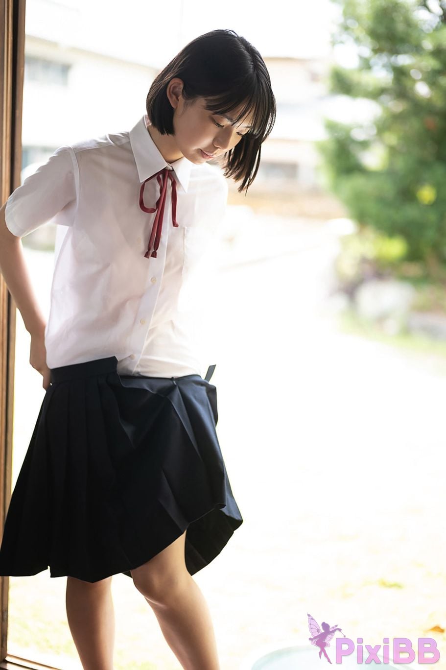 Japanese Idol Kikuchi Hina Himena Y o u n g M a z i e O t h r Young Magazine Digital Photo Collection PixiBB.COM 013