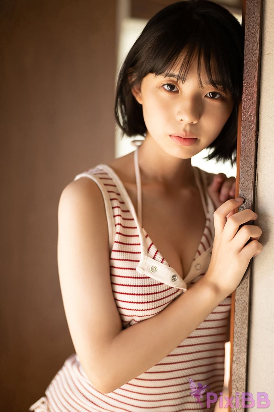 Japanese Idol Kikuchi Hina Himena Y o u n g M a z i e O t h r Young Magazine Digital Photo Collection PixiBB.COM 027