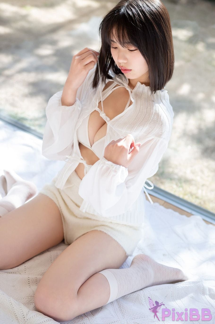 Japanese Idol Kikuchi Hina Young Magazine PixiBB.COM 007