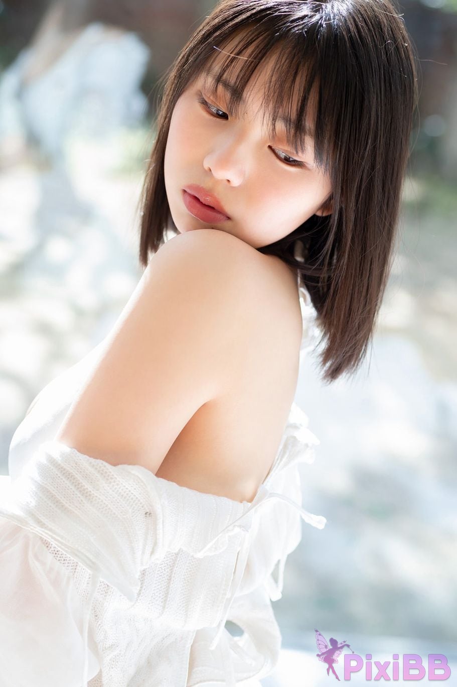 Japanese Idol Kikuchi Hina Young Magazine PixiBB.COM 012