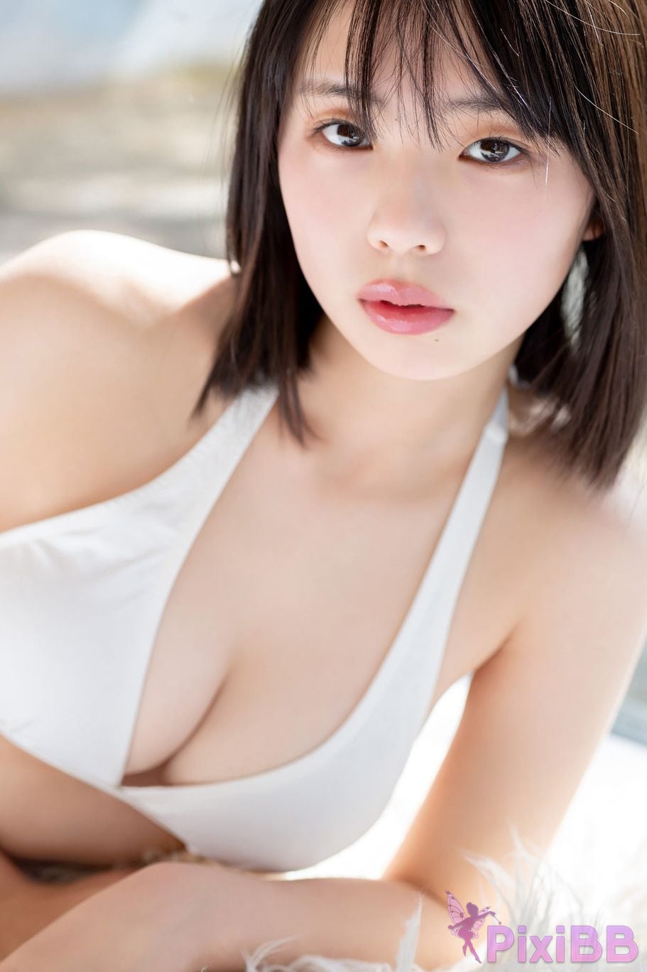 Japanese Idol Kikuchi Hina Young Magazine PixiBB.COM 020