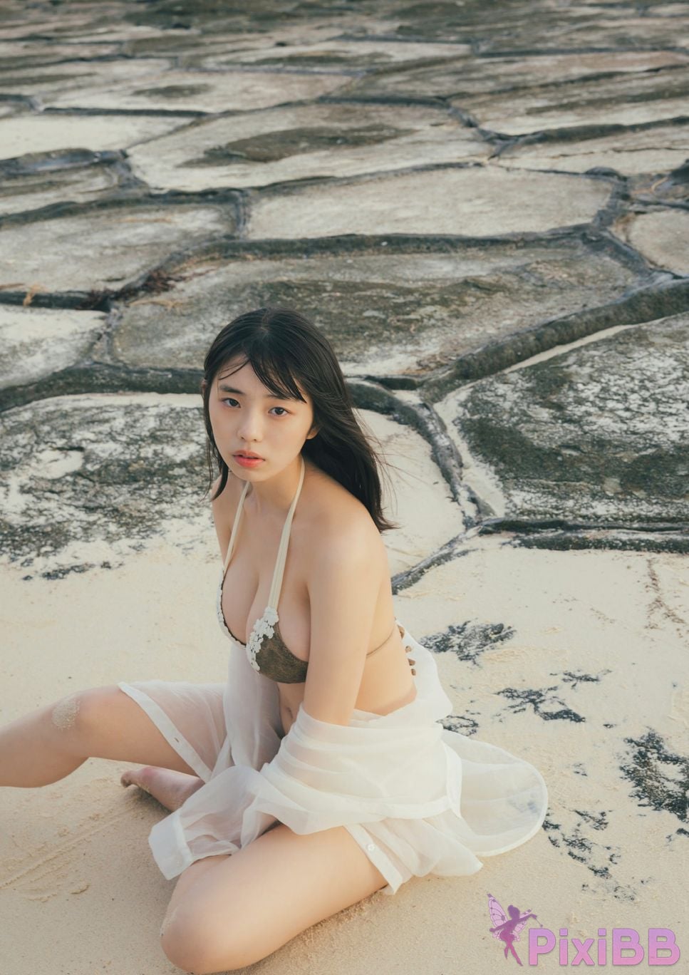 Japanese Idol Kikuchi Hina Himena Digital only P h o t b k C n i u e d moment Weekly Play PHOTO BOOK PixiBB.COM 032