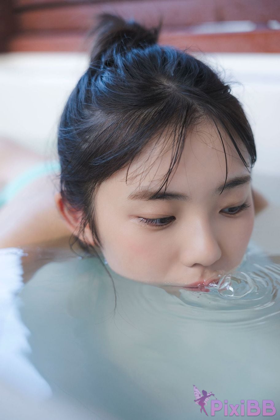 Japanese Idol Kikuchi Hina Himena 50 pages in total Y o u n g M a z i e O t h r s 2 0 W k l y S D P B PixiBB.COM 051