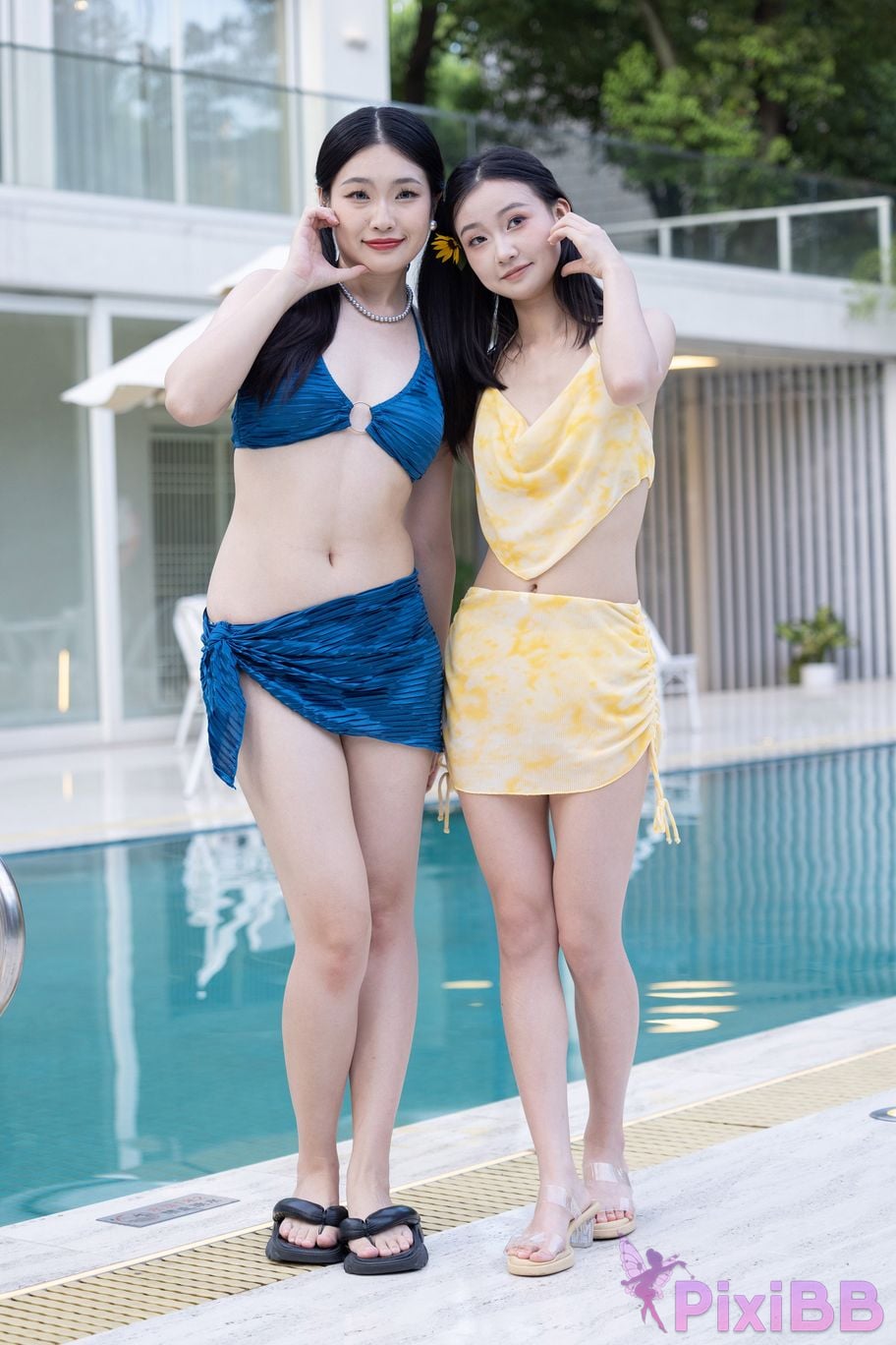 Featured Street Photography Works No.5622 blue and yellow swimsuit bikini PixiBB.COM 117