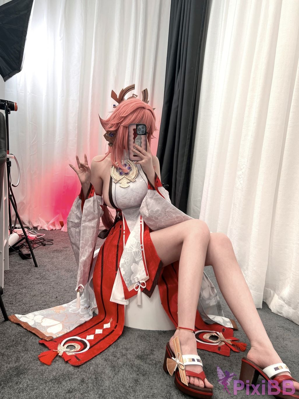 Cosplayer One color rain A little selfie PixiBB.COM 003