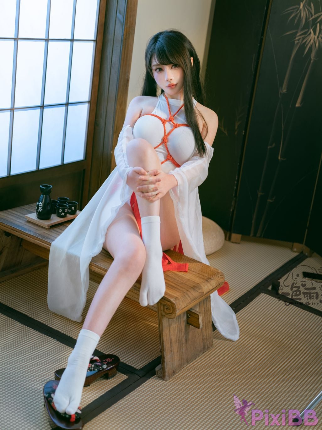 Cosplayer One color rain shrine maiden PixiBB.COM 009