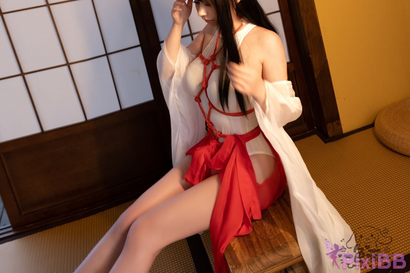 Cosplayer One color rain shrine maiden PixiBB.COM 010