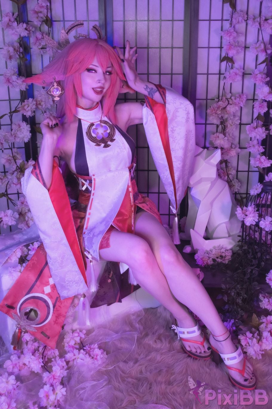 ShiroKitsune Yae Miko PixiBB.COM 44