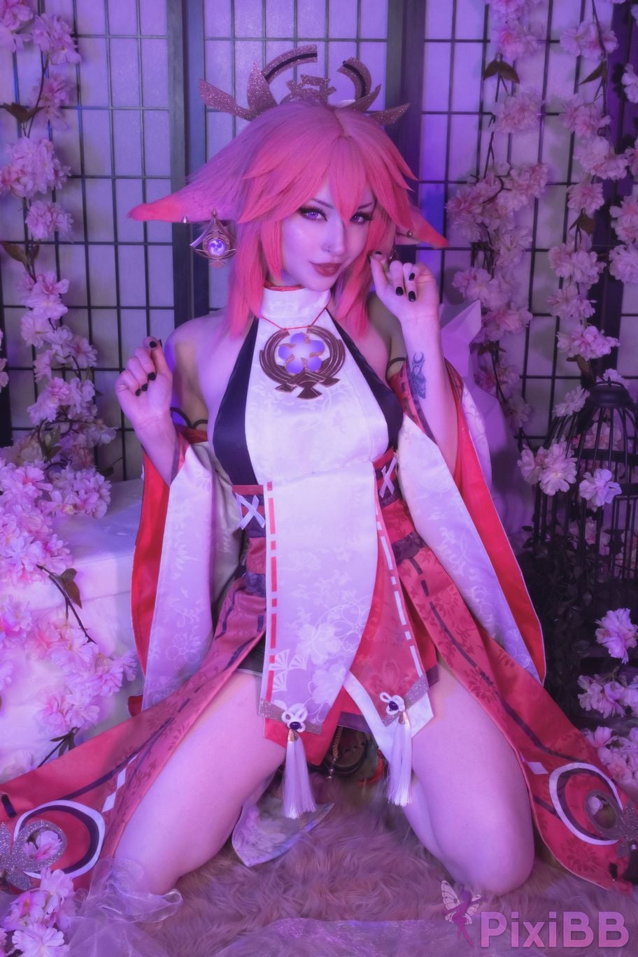 ShiroKitsune Yae Miko PixiBB.COM 5