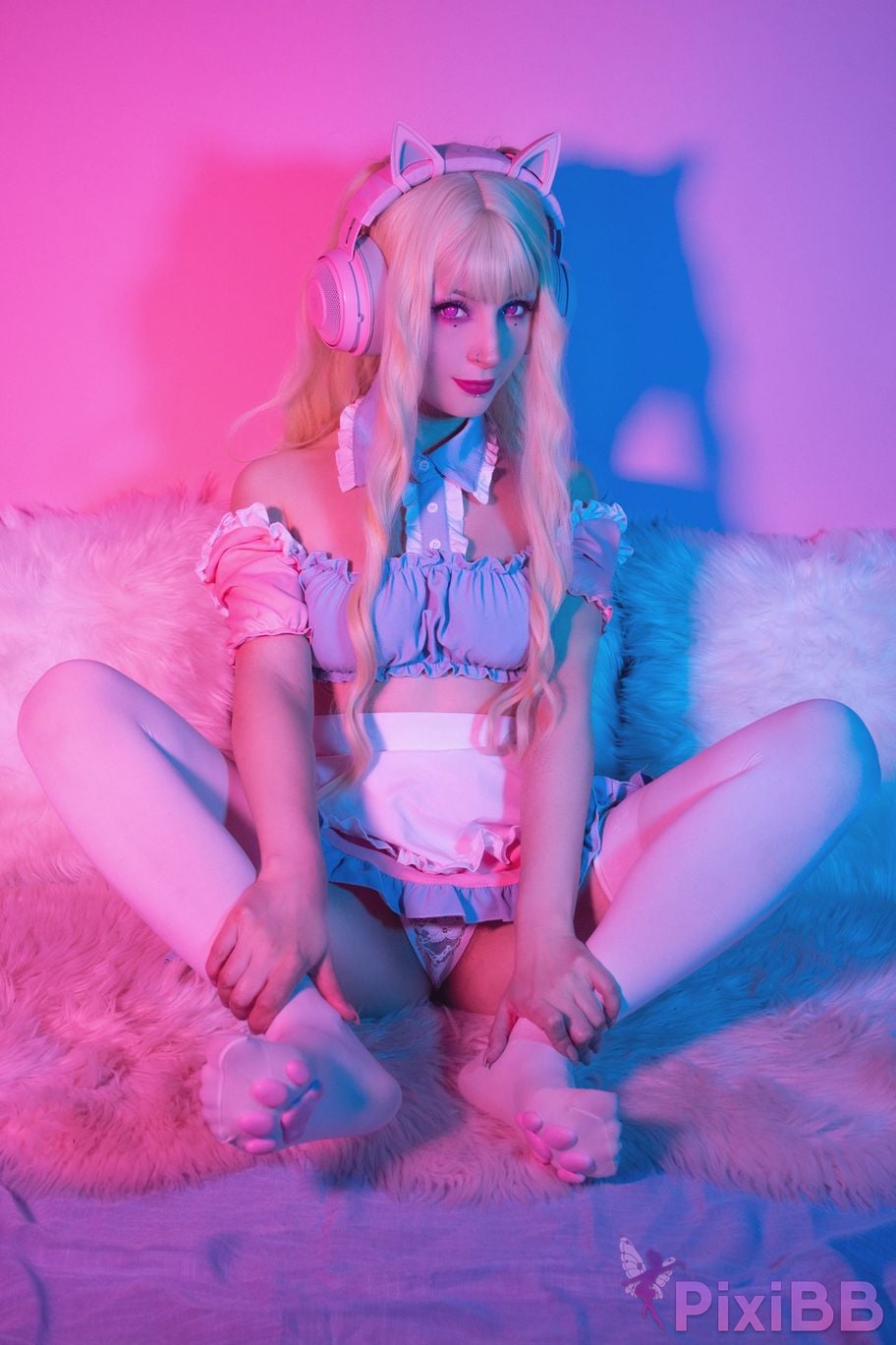 ShiroKitsune Pink Maid PixiBB.COM 12
