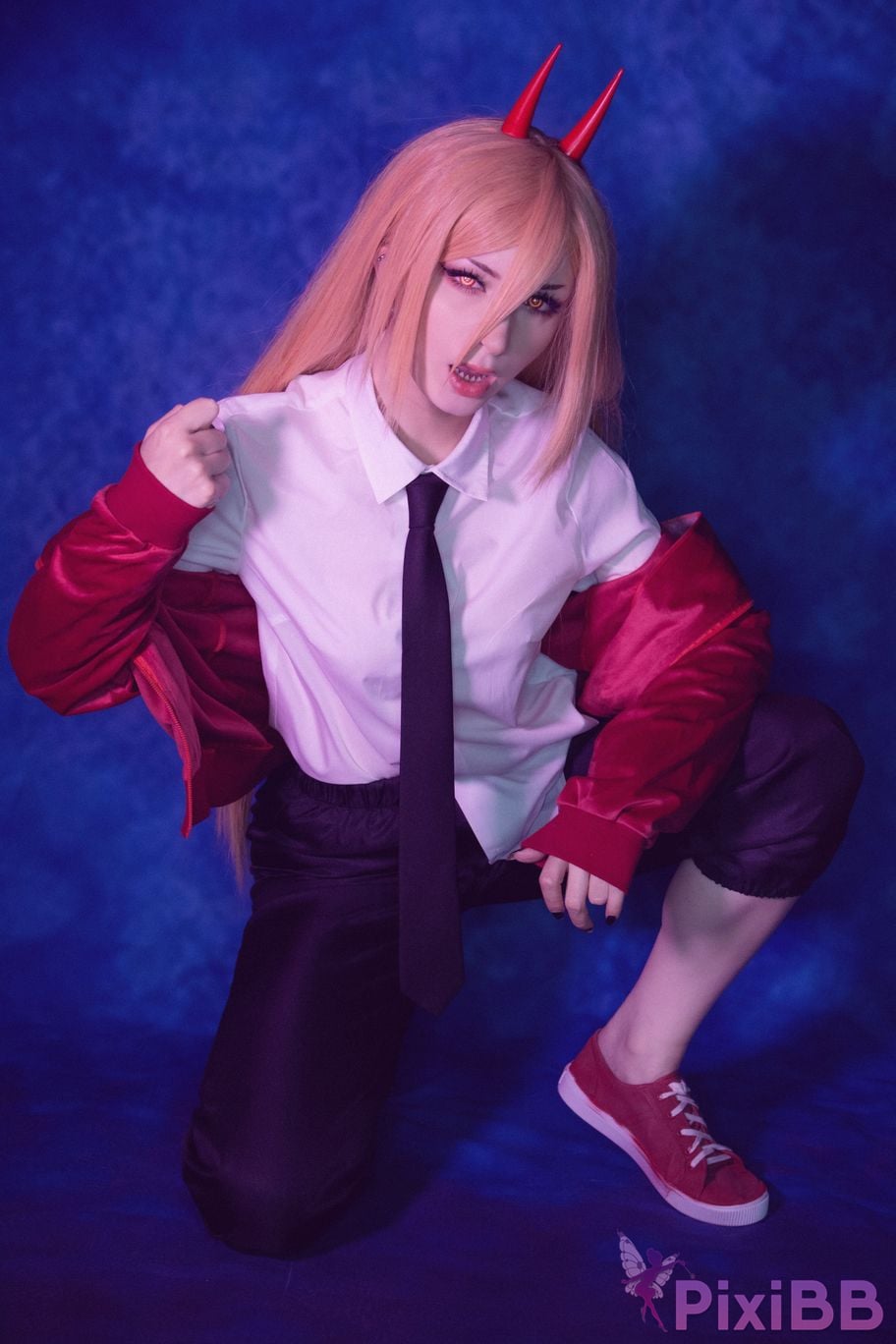 ShiroKitsune Power (Chainsaw Man) PixiBB.COM 3