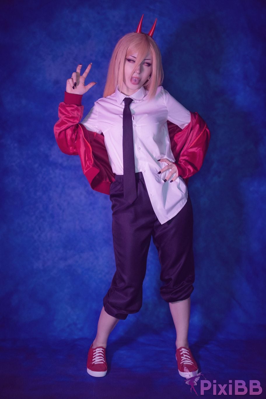 ShiroKitsune Power (Chainsaw Man) PixiBB.COM 33