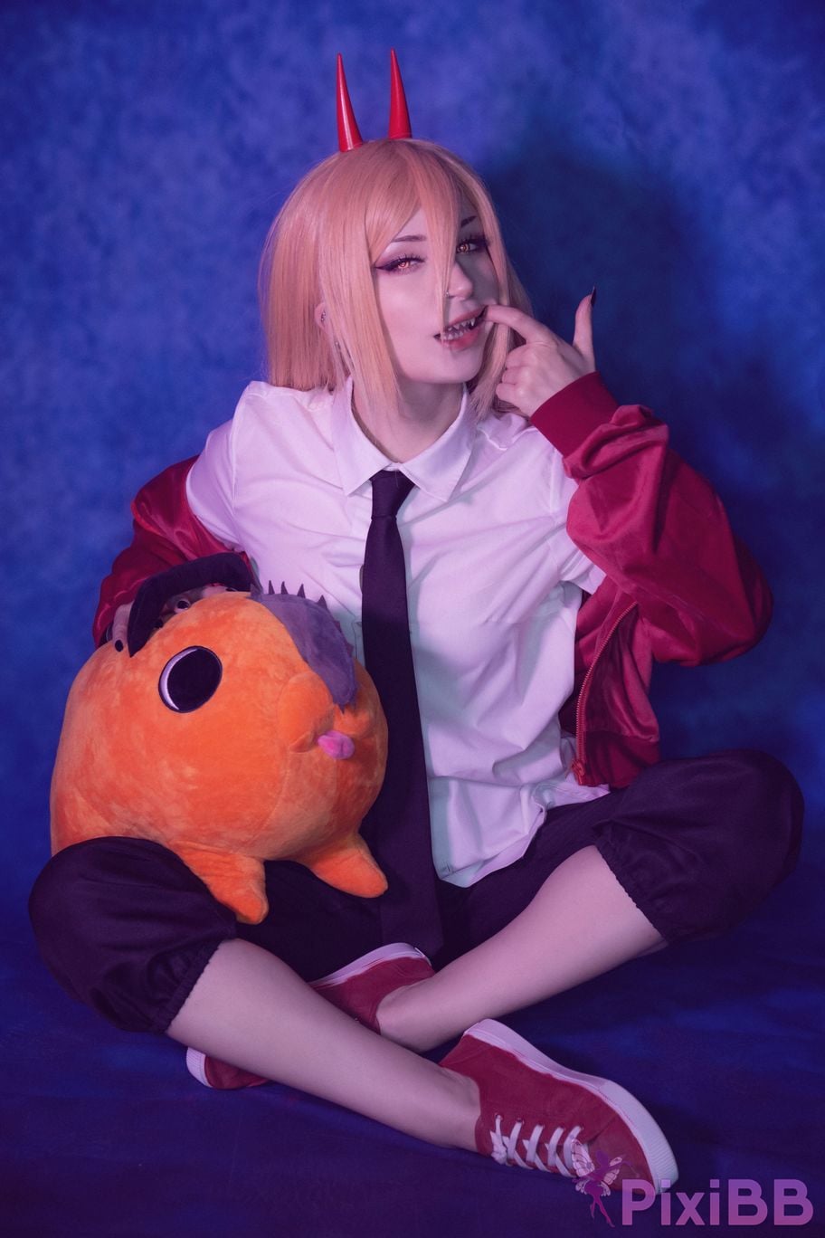 ShiroKitsune Power (Chainsaw Man) PixiBB.COM 48