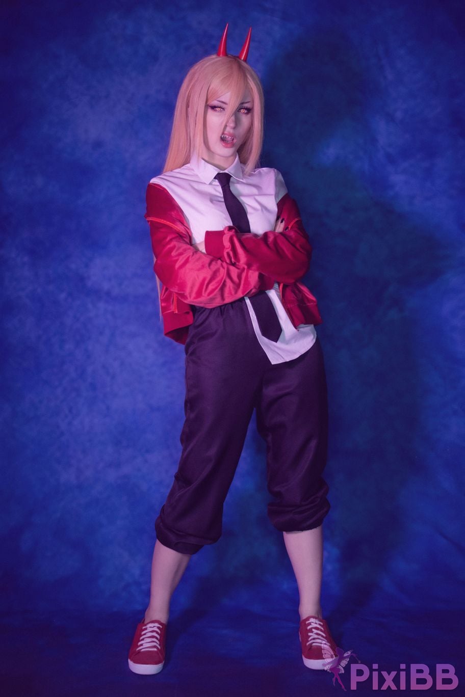 ShiroKitsune Power (Chainsaw Man) PixiBB.COM