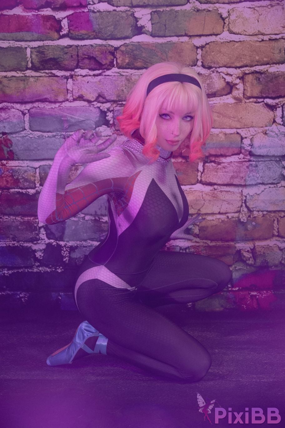 ShiroKitsune Spider Gwen PixiBB.COM 1