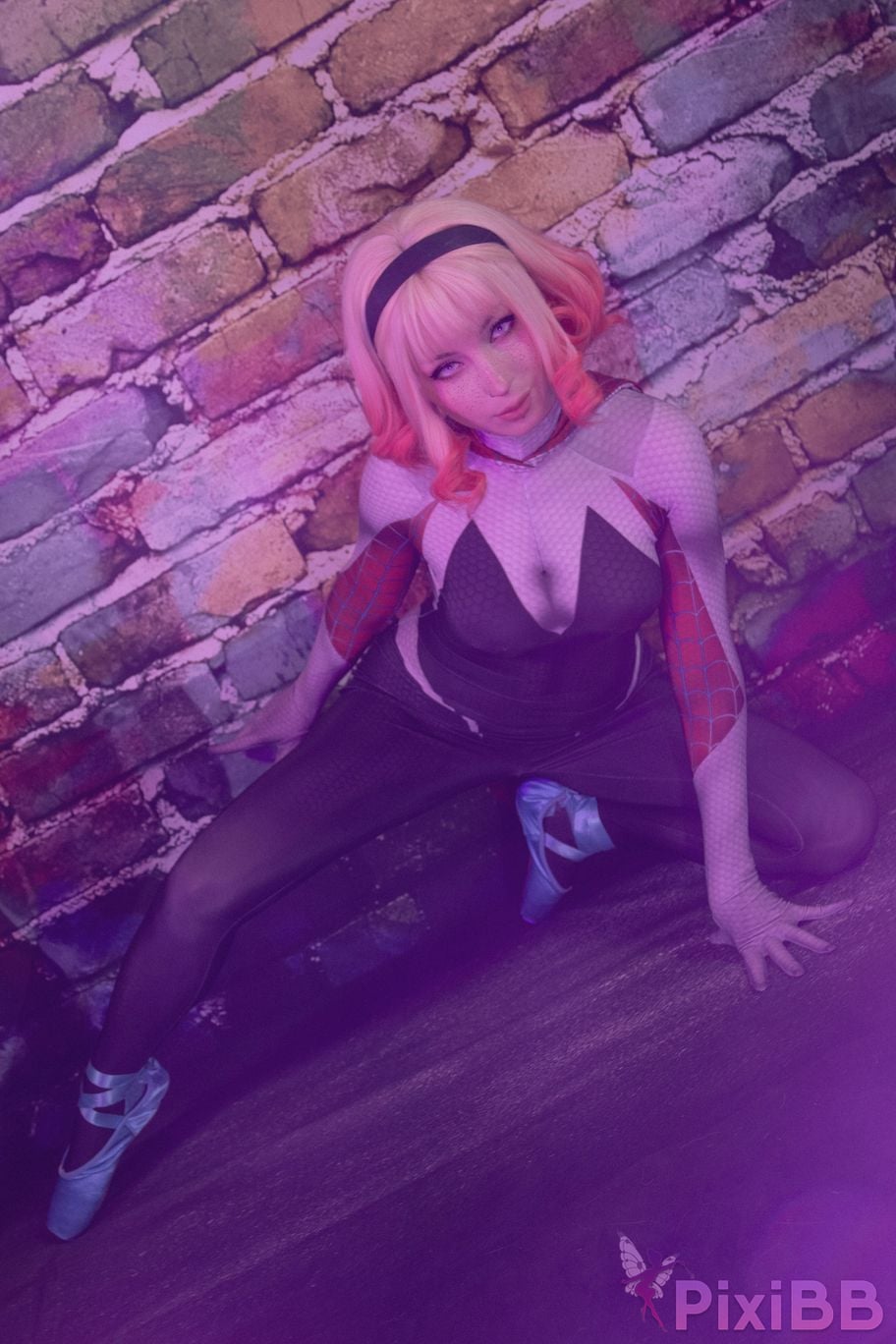 ShiroKitsune Spider Gwen PixiBB.COM 3