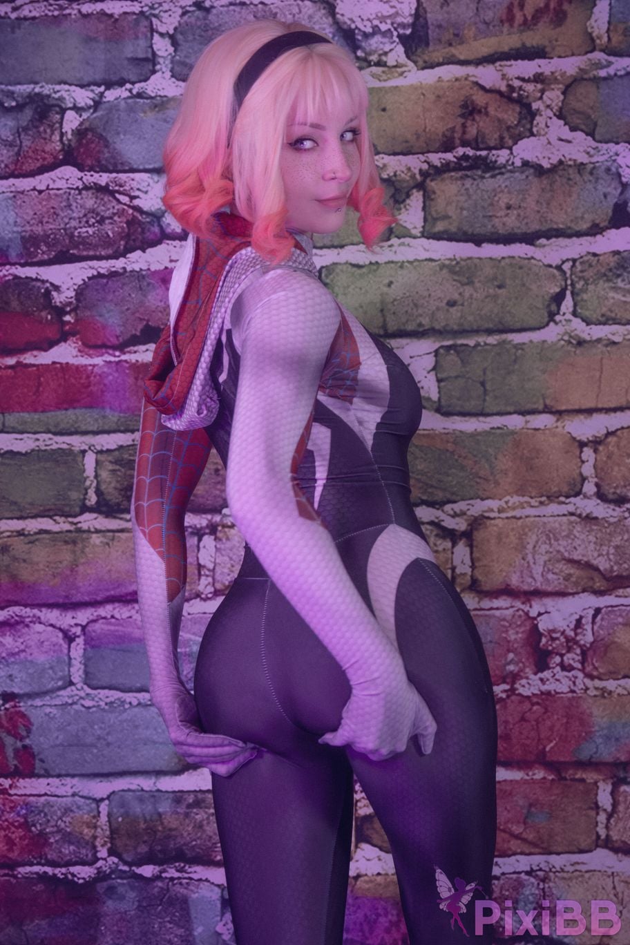 ShiroKitsune Spider Gwen PixiBB.COM 9