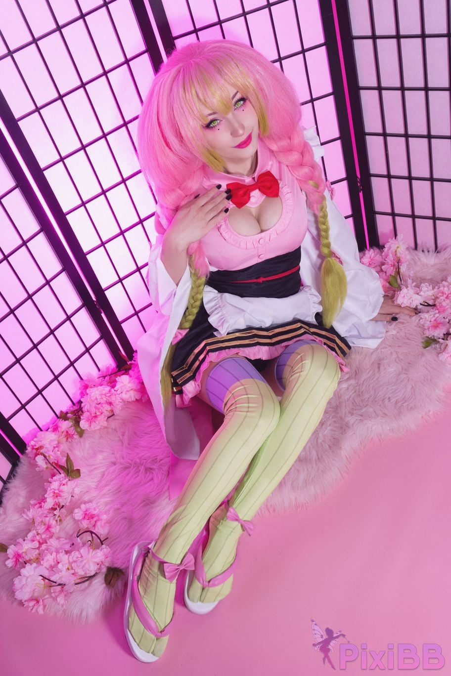 ShiroKitsune Mitsuri Kanroji PixiBB.COM 4