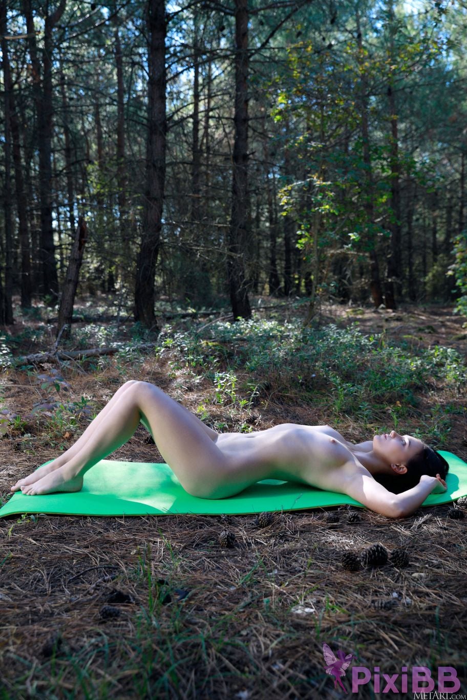 MetArt Polly Pure Peace in Nature Part02 0060 PixiBB.COM 9296058011