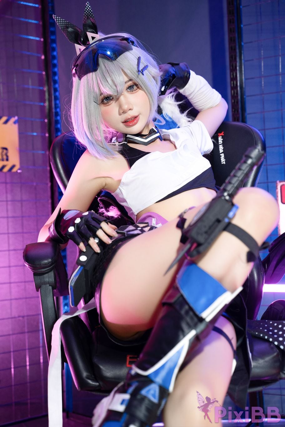 Coser PoppaChan Silver Wolf PixiBB.COM 007