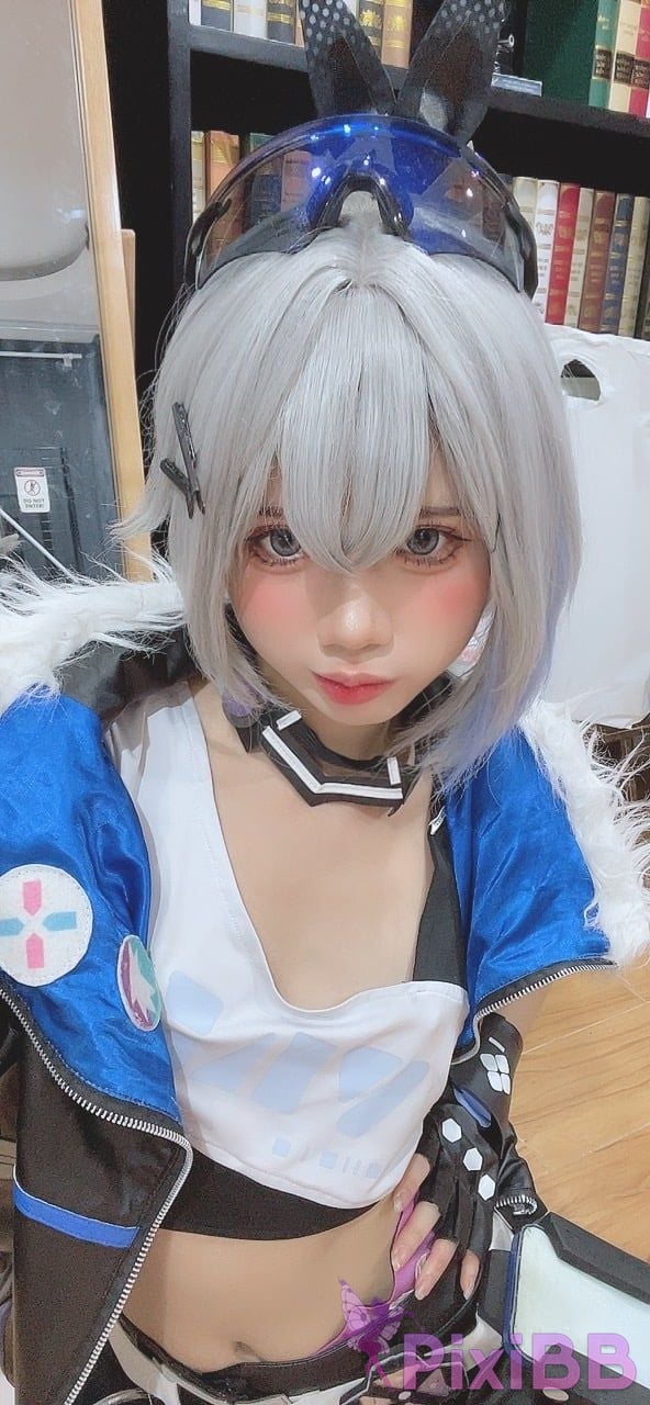 Coser PoppaChan Silver Wolf PixiBB.COM 044