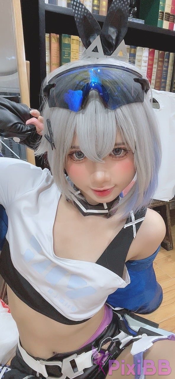 Coser PoppaChan Silver Wolf PixiBB.COM 053