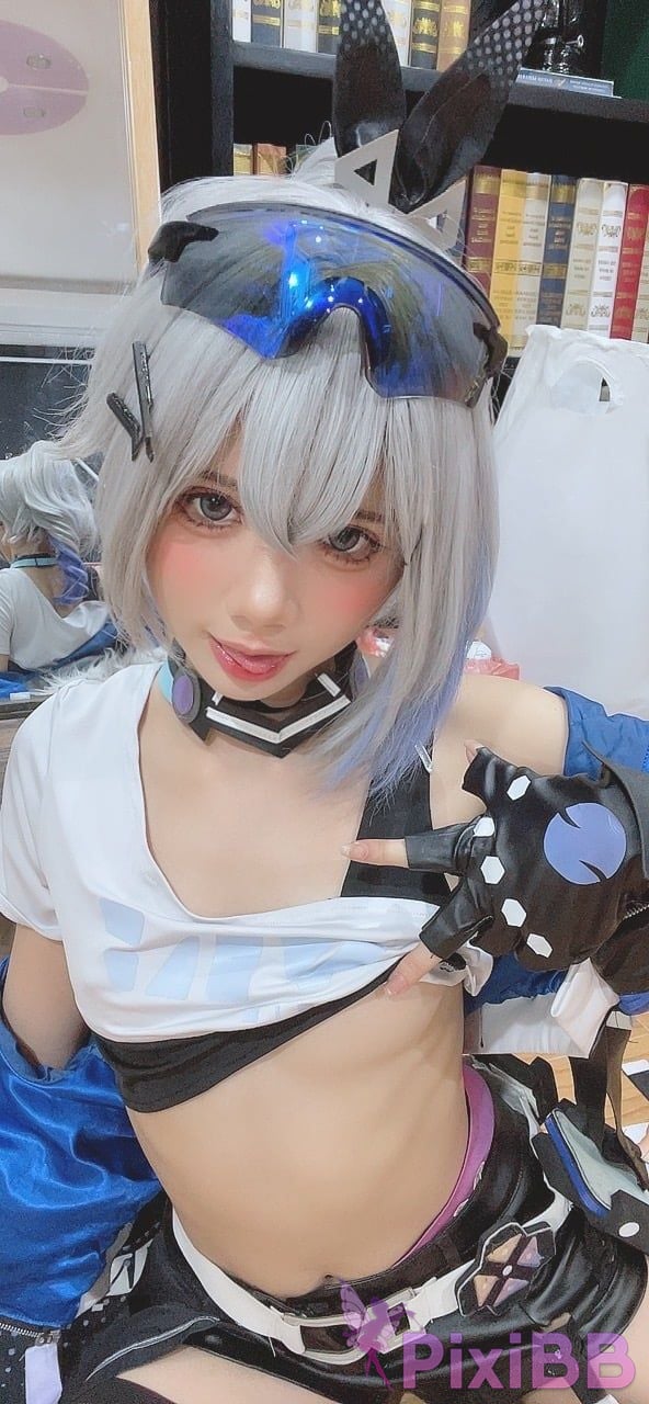 Coser PoppaChan Silver Wolf PixiBB.COM 057