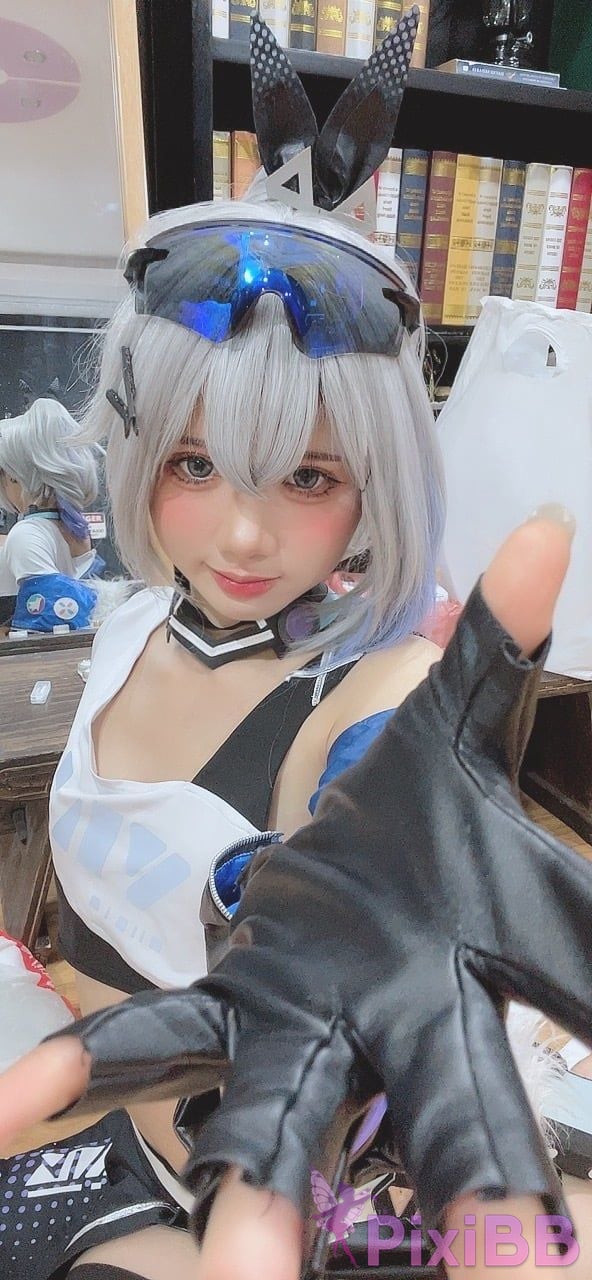Coser PoppaChan Silver Wolf PixiBB.COM 062