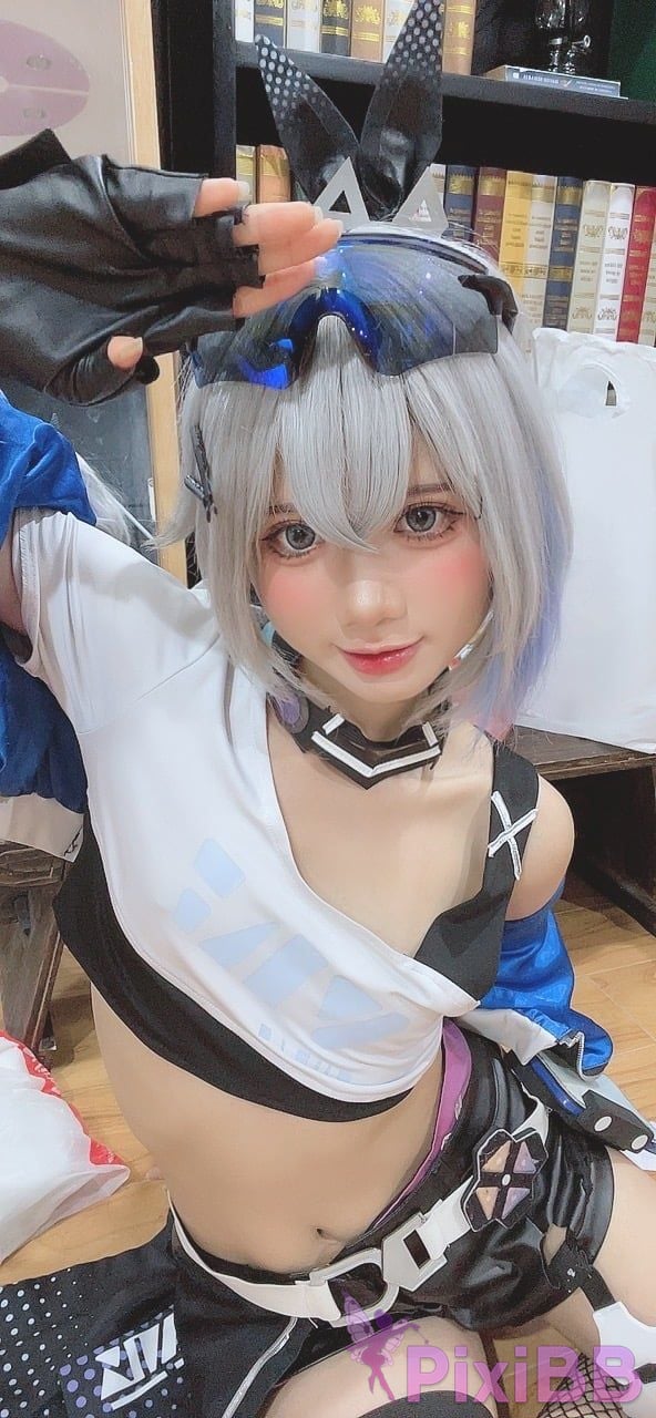 Coser PoppaChan Silver Wolf PixiBB.COM 066