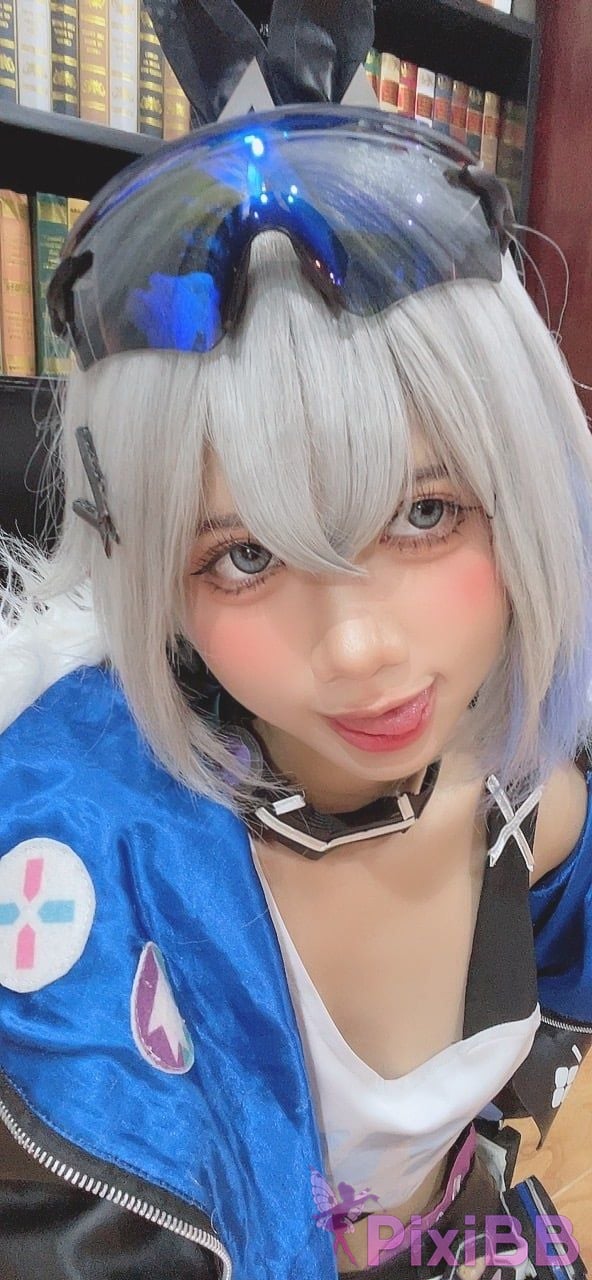 Coser PoppaChan Silver Wolf PixiBB.COM 069