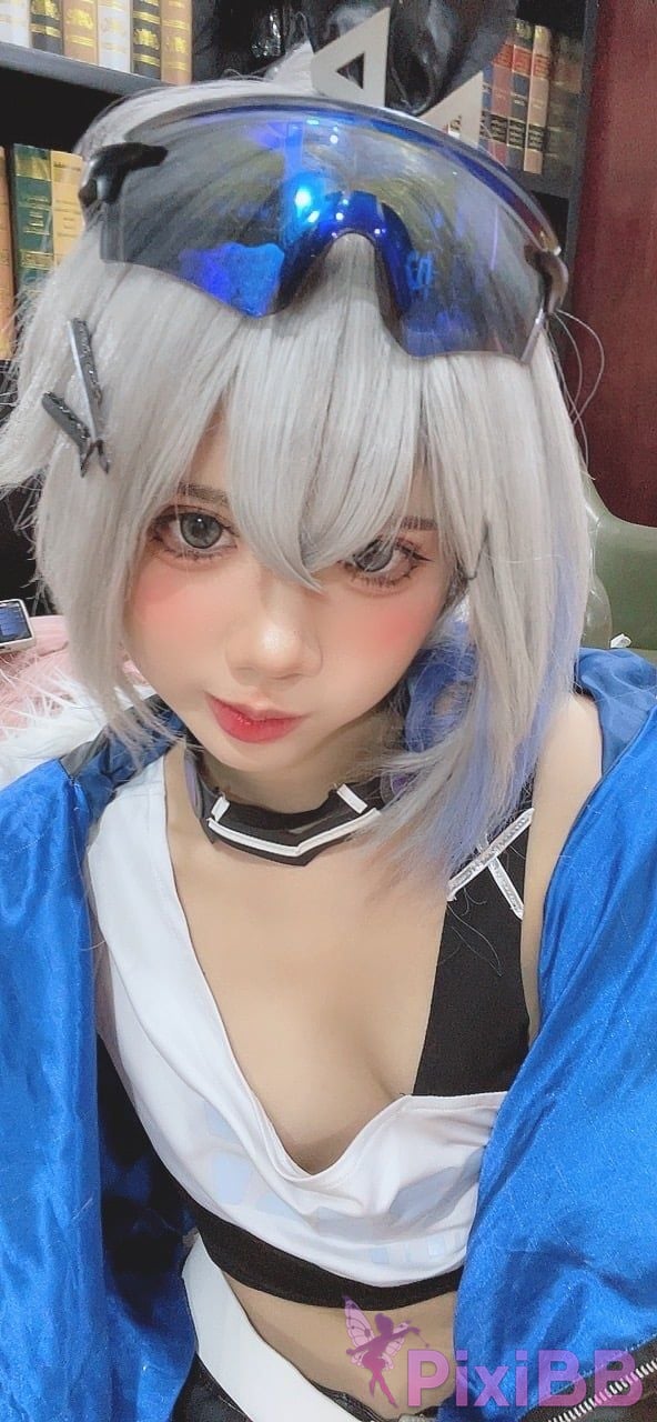 Coser PoppaChan Silver Wolf PixiBB.COM 075